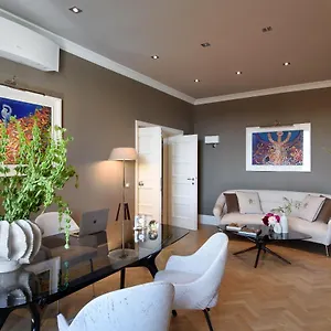 Tornabuoni Collection Residenza D'epoca Florence