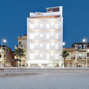 https://vuelle-residence-apartments.sicilyhotelsitaly.net