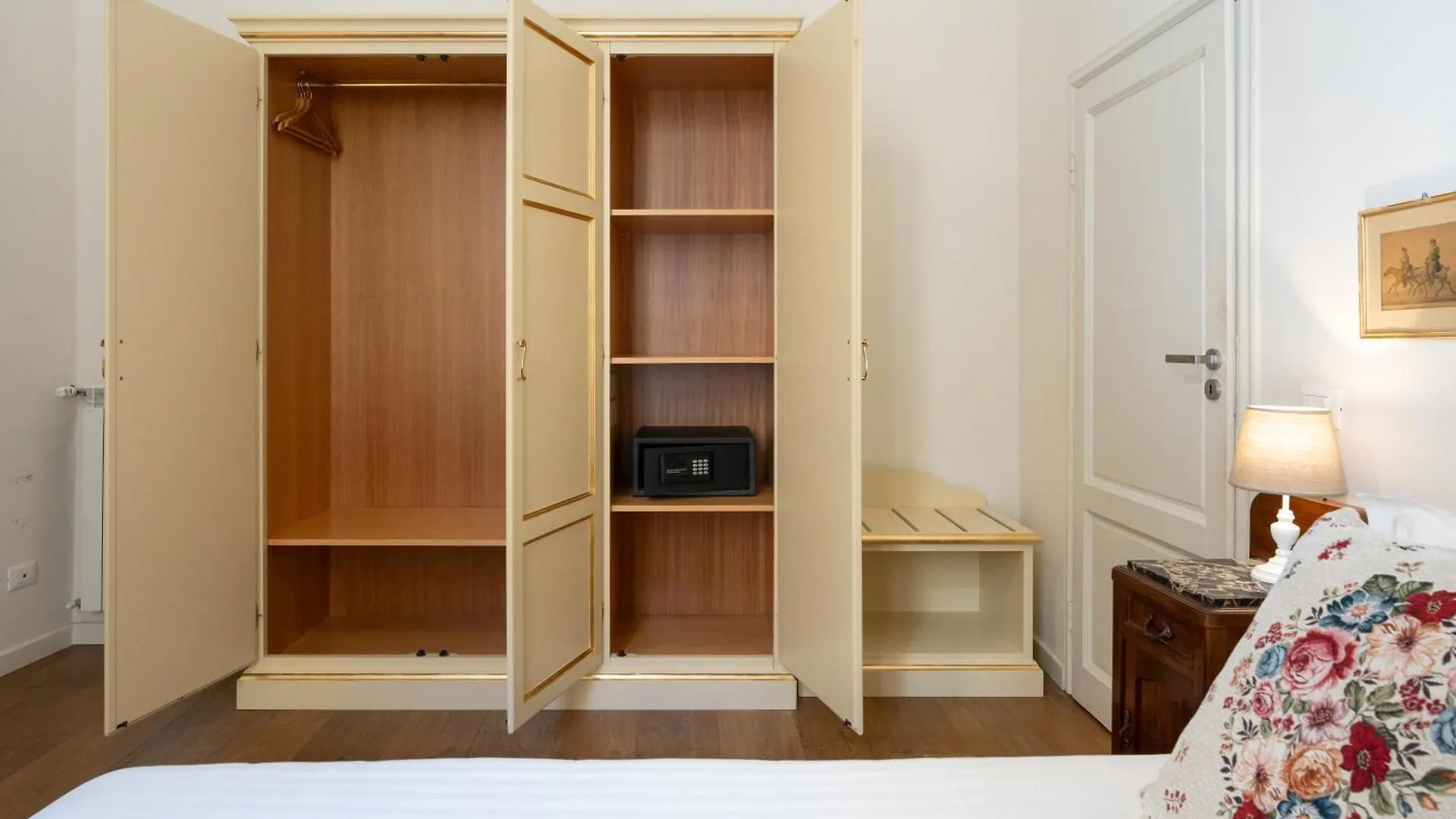 Palazzo D'Ambra Residenza D'Epoca Bed & Breakfast Florence