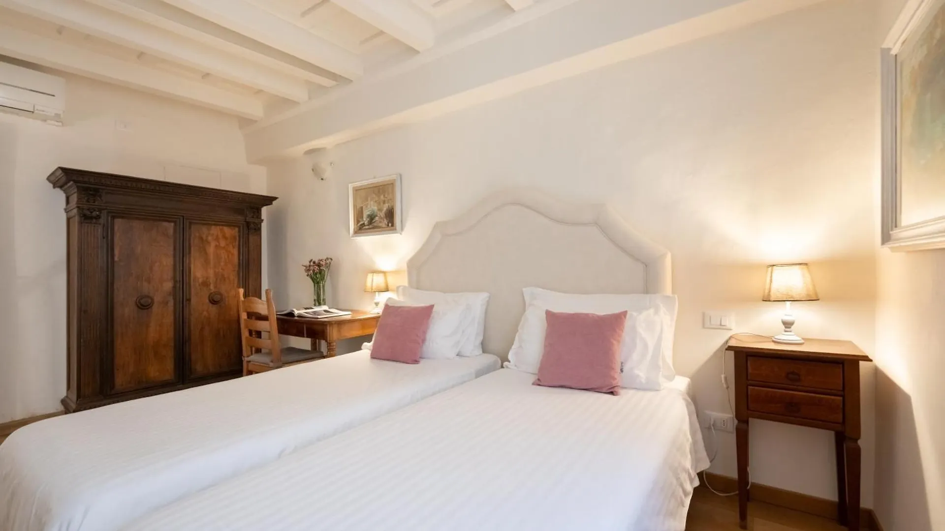 فندق مبيت وإفطار مبيت وإفطار فلورنس Palazzo D'Ambra Residenza D'Epoca إيطاليا