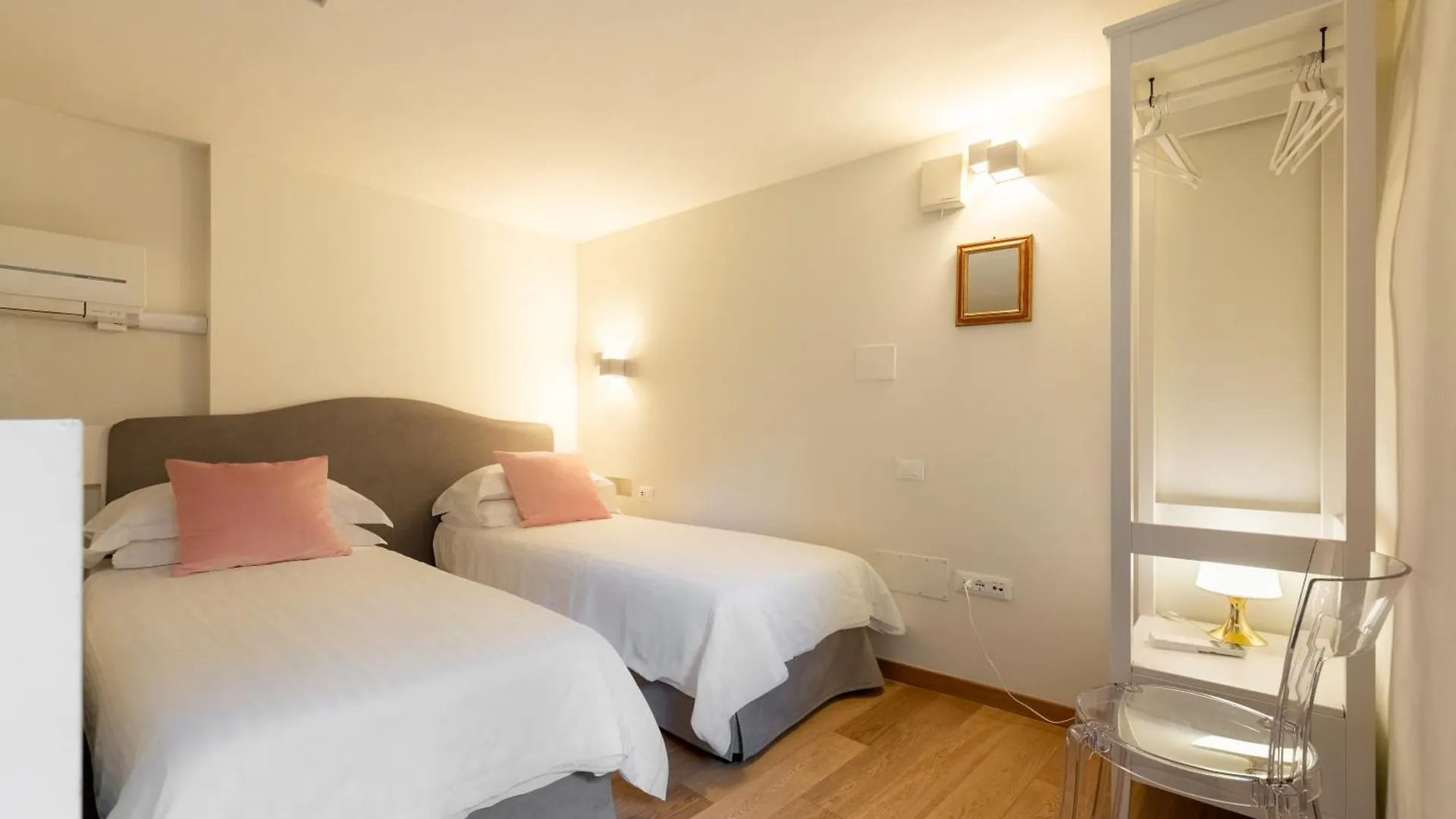 Palazzo D'Ambra Residenza D'Epoca Bed & Breakfast Florence